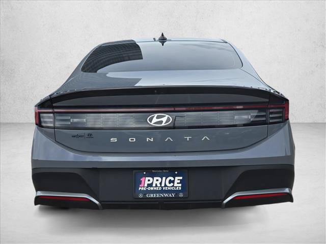 Used 2025 Hyundai Sonata SE FWD image 3