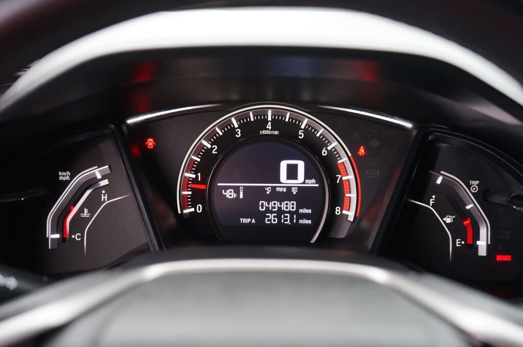 Used 2018 Honda Civic Sport image 12