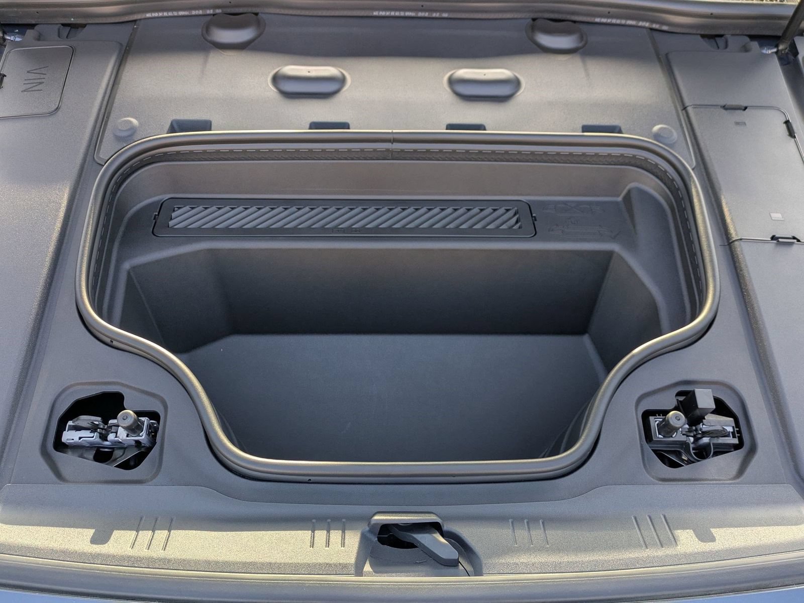 New 2027 Audi A6 e-tron Premium Plus AWD/4WD image 12