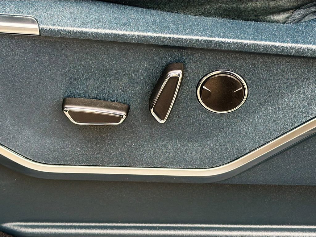 Used 2023 Ford F150 Limited image 25