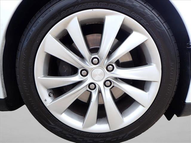 Used 2016 Tesla Model S 85D image 5