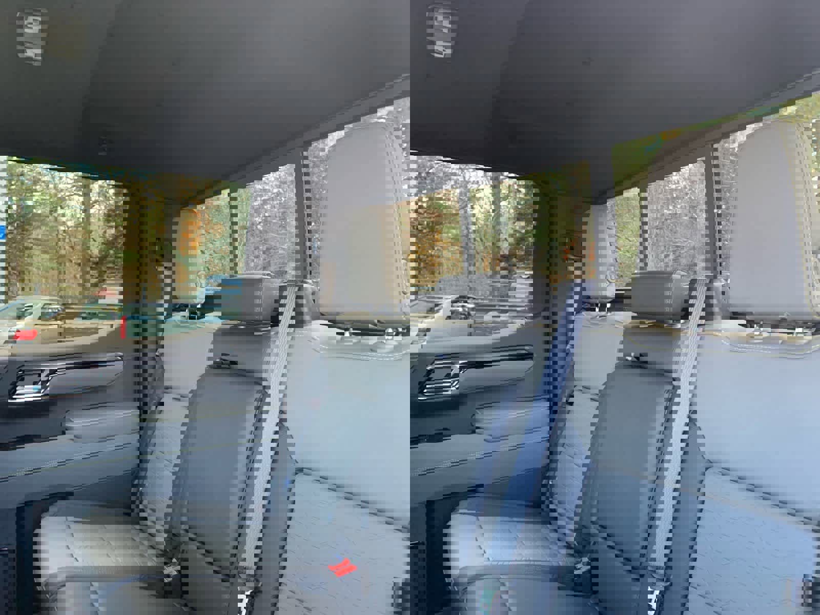 Used 2025 Chevrolet Silverado 1500 ZR2 w/ Technology Package image 31