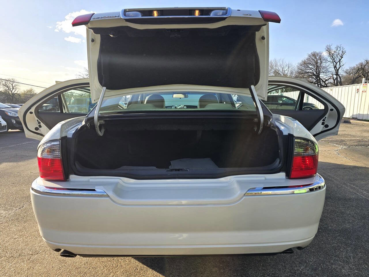 Used 2004 Lincoln LS image 53