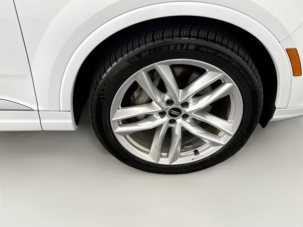 Used 2018 Audi Q7 3.0T Prestige w/ Prestige Package image 31