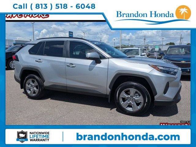 Used 2025 Toyota RAV4 XLE w/ Convenience Package FWD image 1