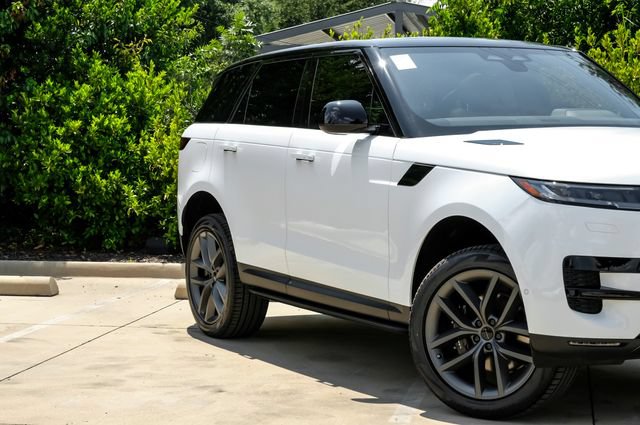 New 2026 Land Rover Range Rover Sport SE AWD/4WD image 7