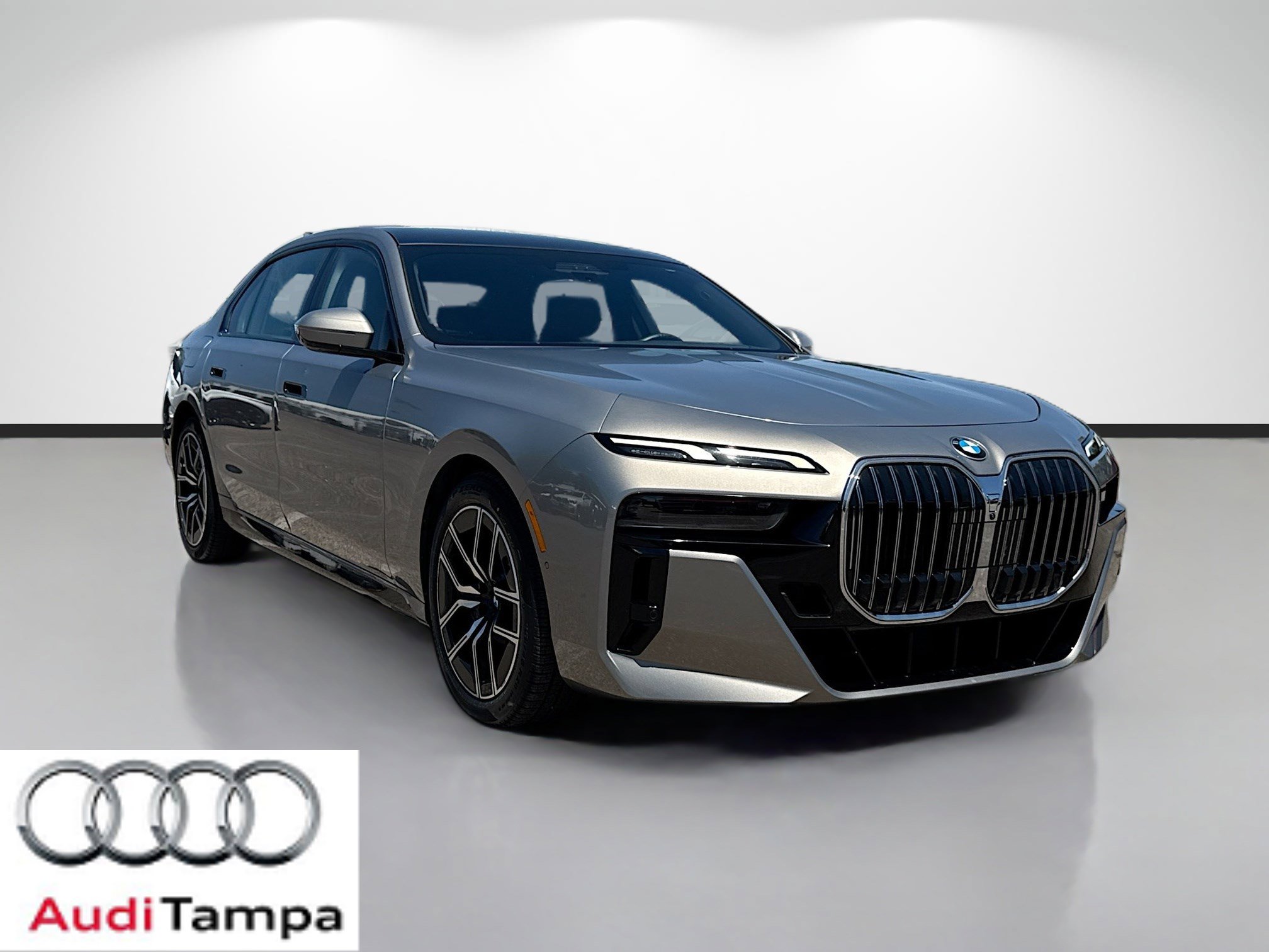 Used 2023 BMW 760i xDrive