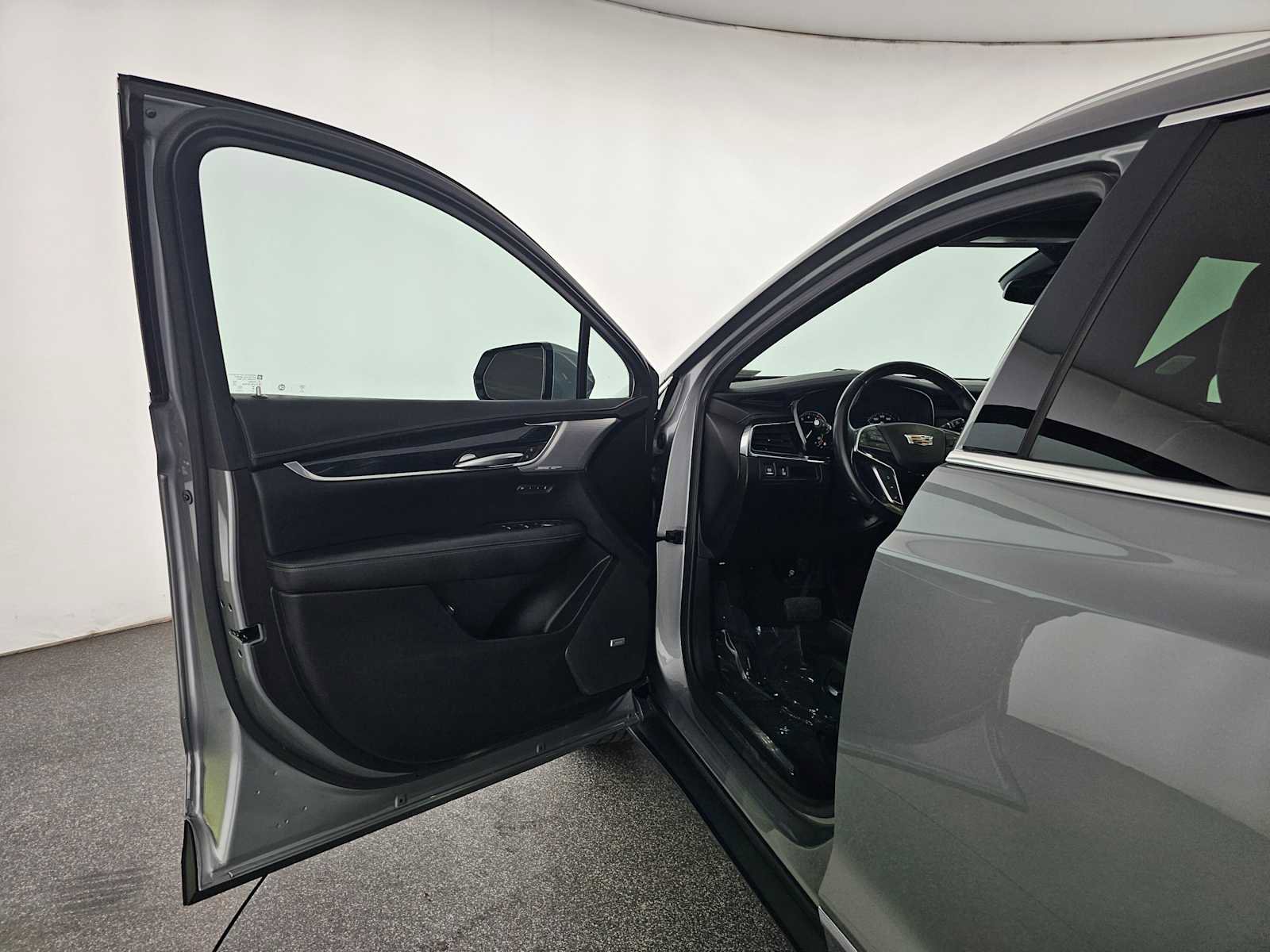 Used 2024 Cadillac XT5 Premium Luxury image 27