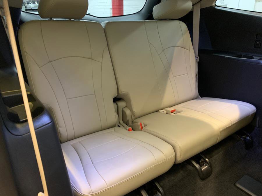 Used 2020 Buick Enclave Premium w/ Sun and Sites Package image 58