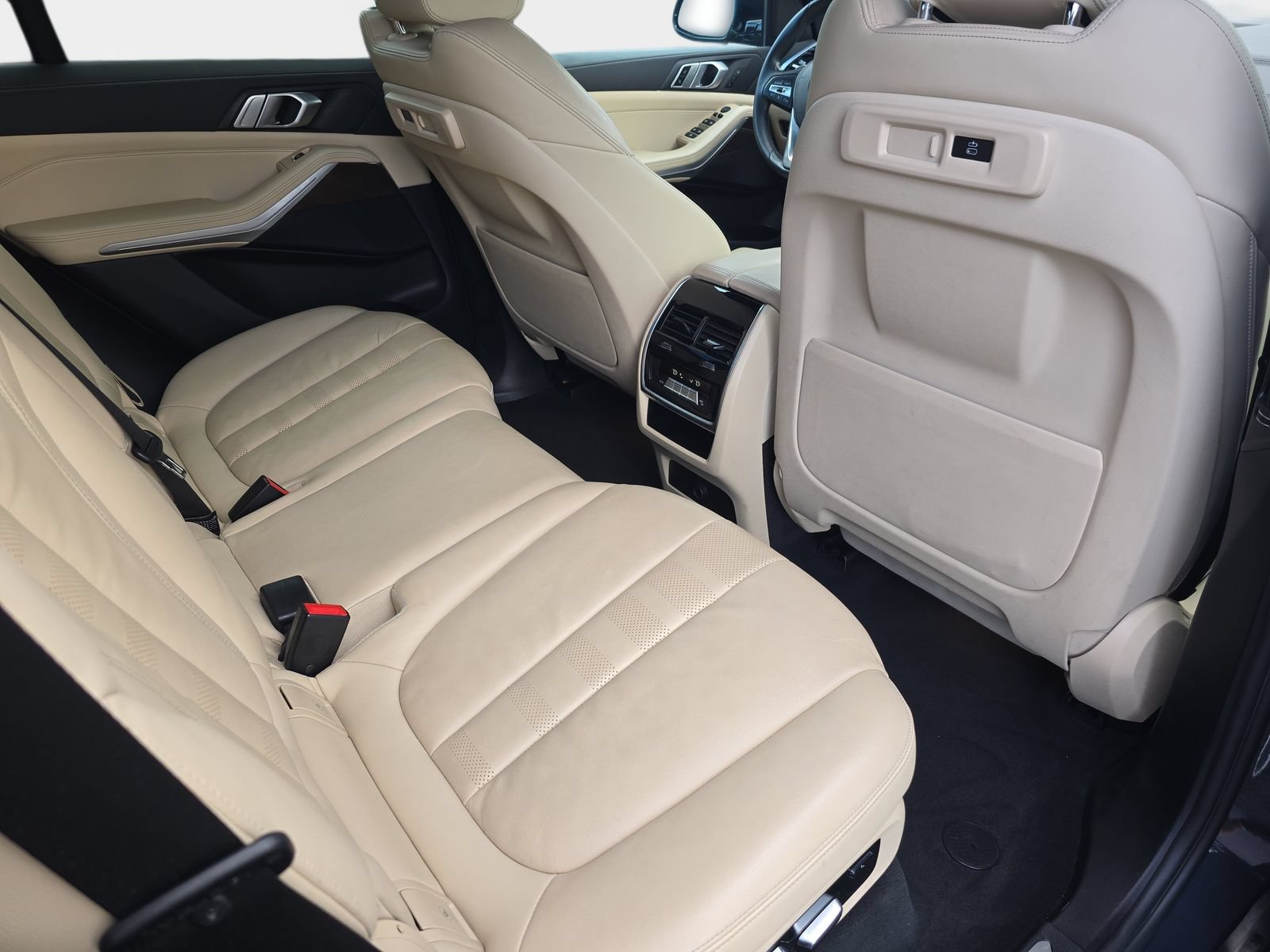 Used 2022 BMW X5 sDrive40i RWD image 12