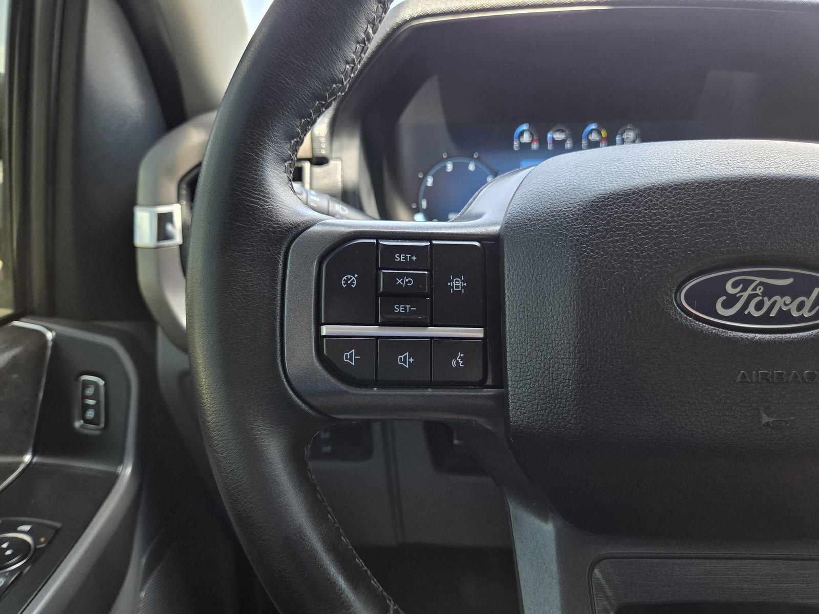 Used 2024 Ford F150 XLT w/ Mobile Office Package RWD image 39