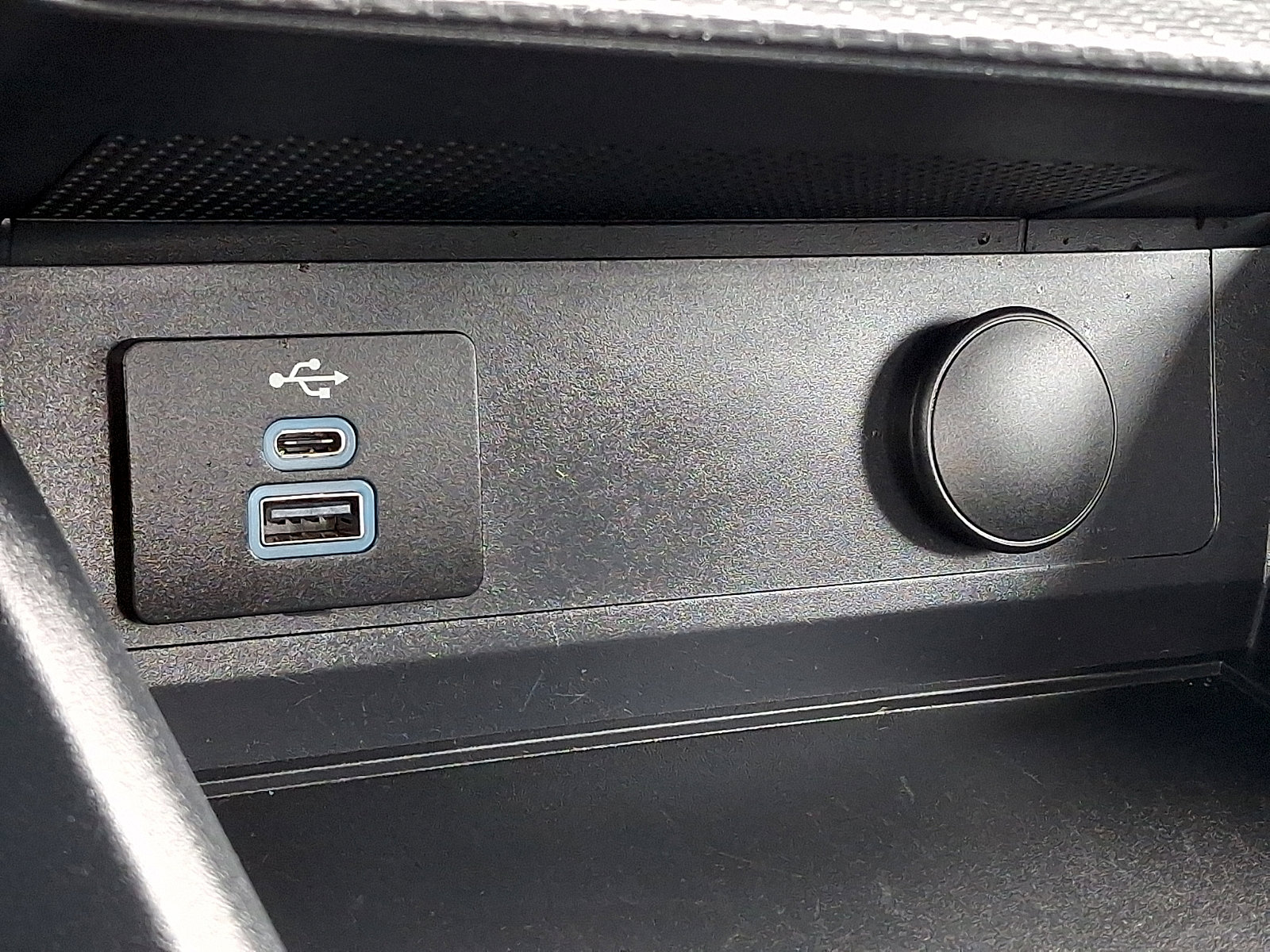 Used 2024 Ford Mustang EcoBoost Fastback image 27