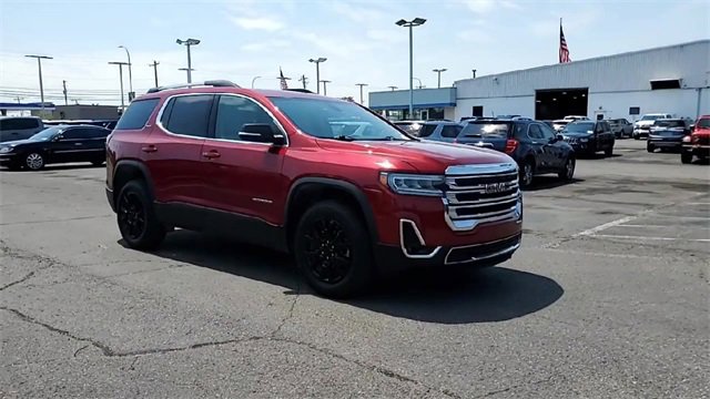 Certified 2023 GMC Acadia SLT image 2