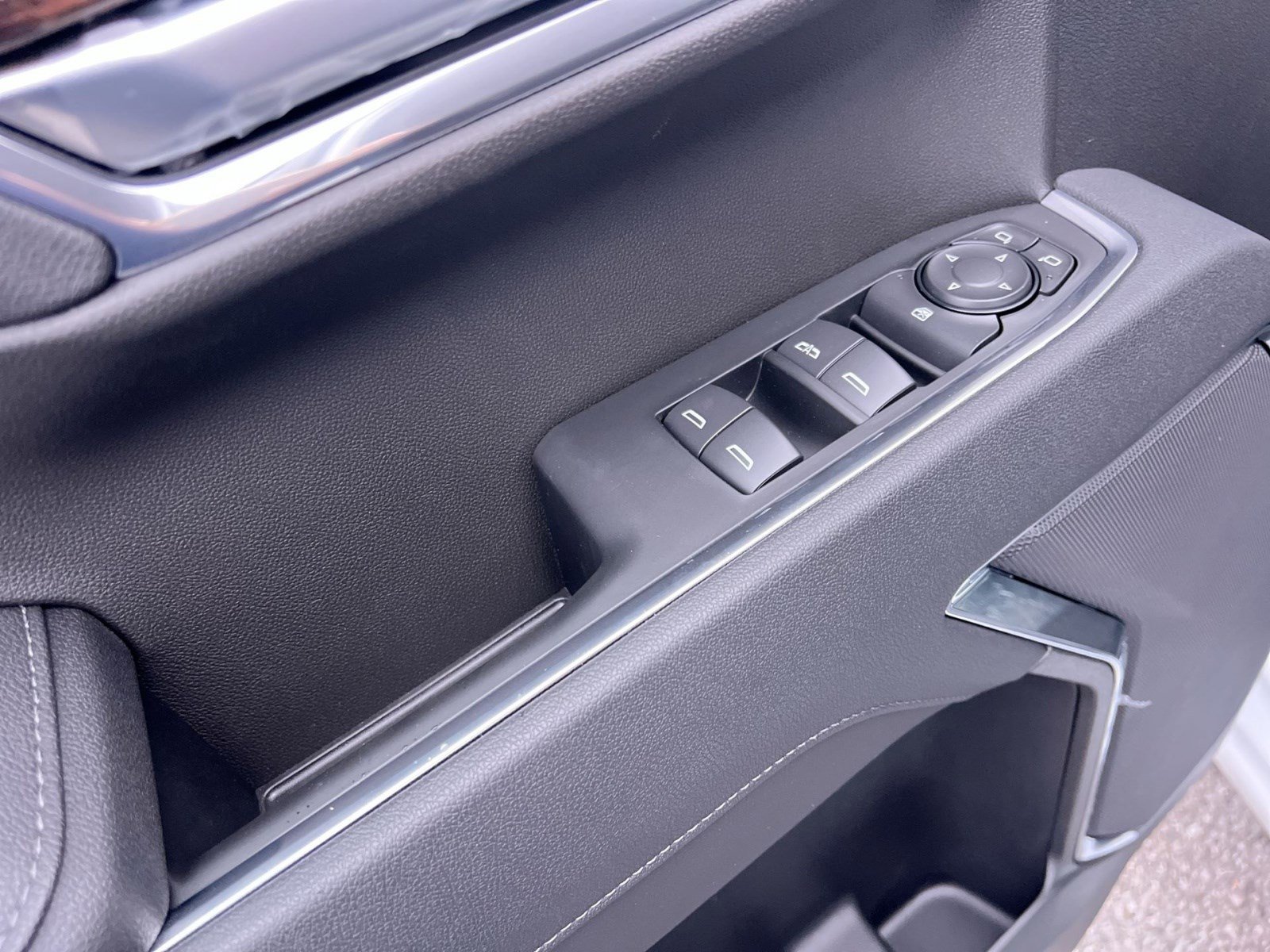 New 2026 GMC Sierra 1500 Elevation w/ Elevation Select Package image 14