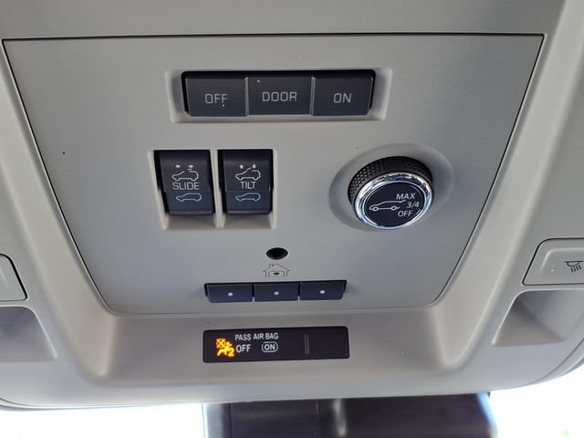 Used 2020 GMC Yukon Denali w/ Denali Ultimate Package AWD/4WD image 35