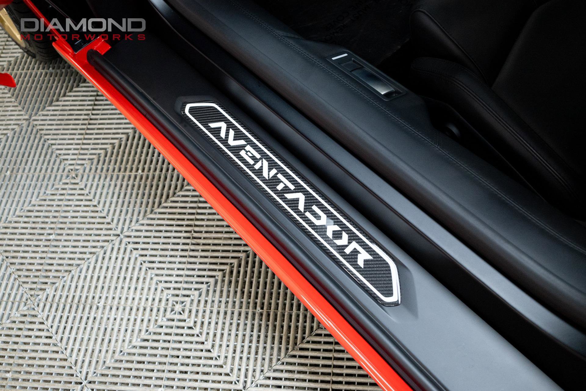 Used 2017 Lamborghini Aventador LP 700-4 image 13