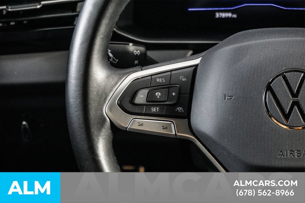 Used 2025 Volkswagen Jetta Sport FWD image 21