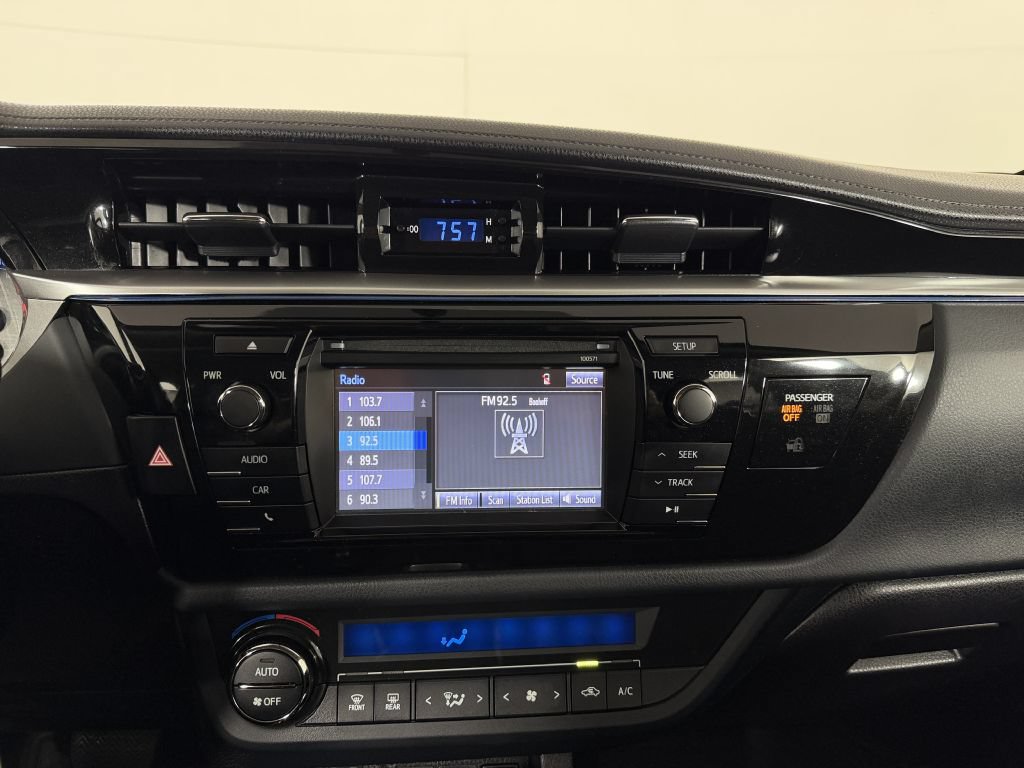 Used 2016 Toyota Corolla S FWD image 32