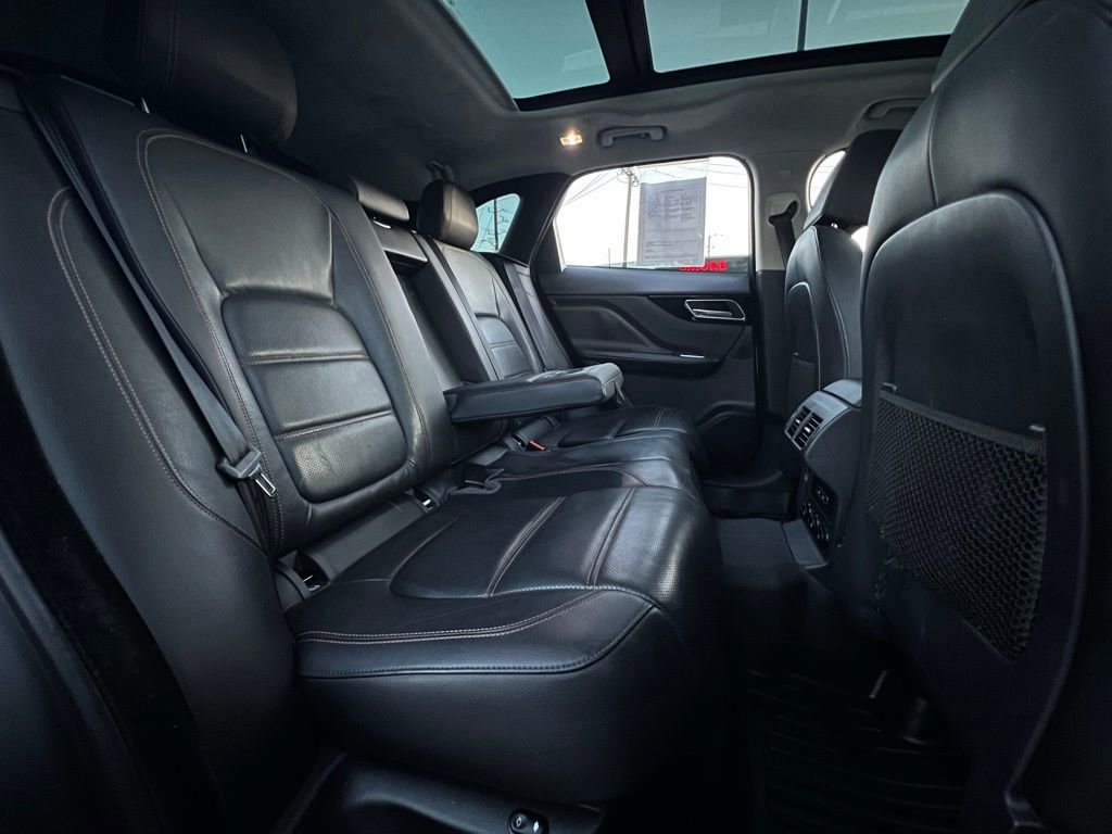 Used 2020 Jaguar F-PACE Prestige image 25
