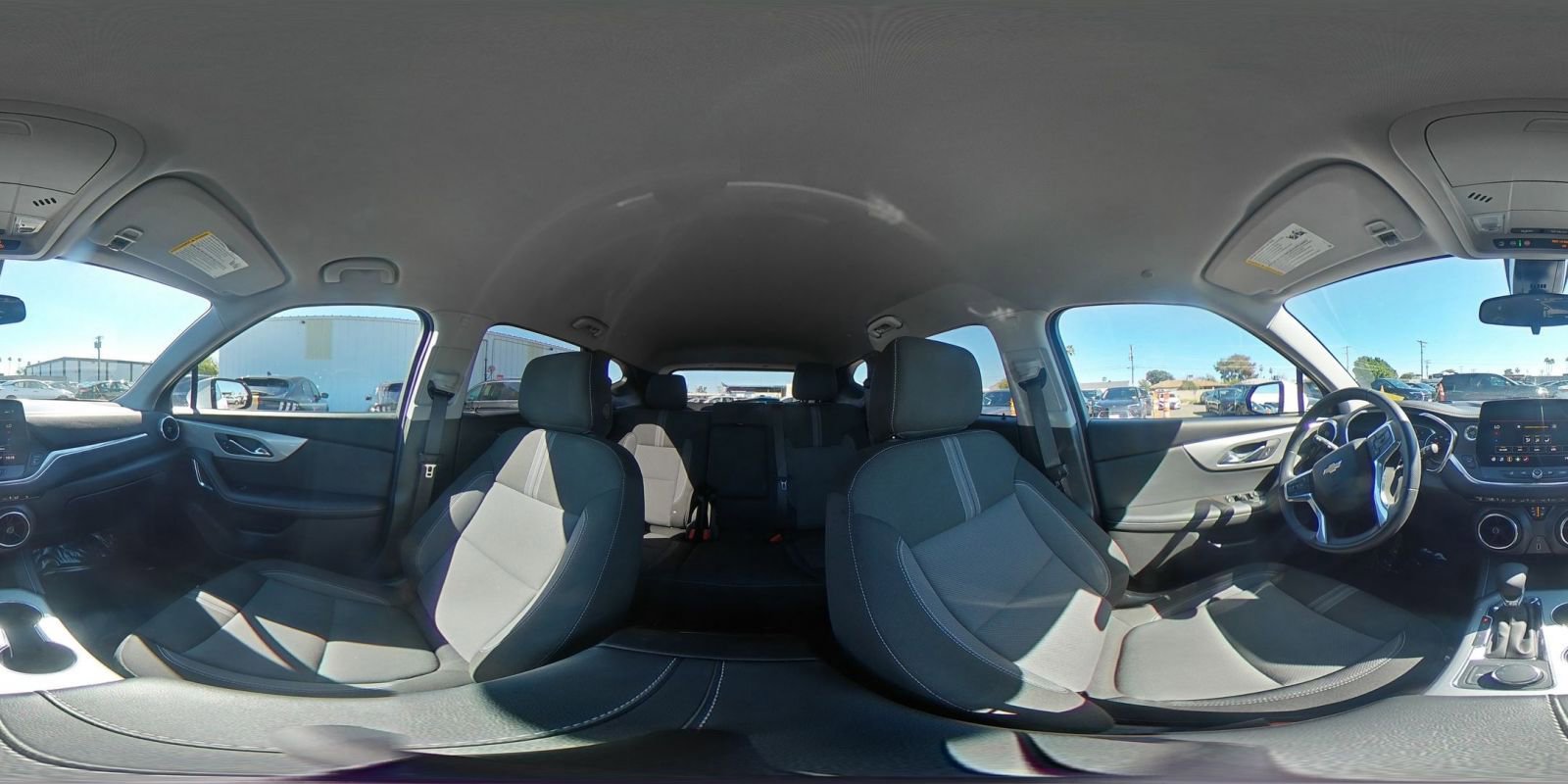 Used 2025 Chevrolet Blazer LT image 42