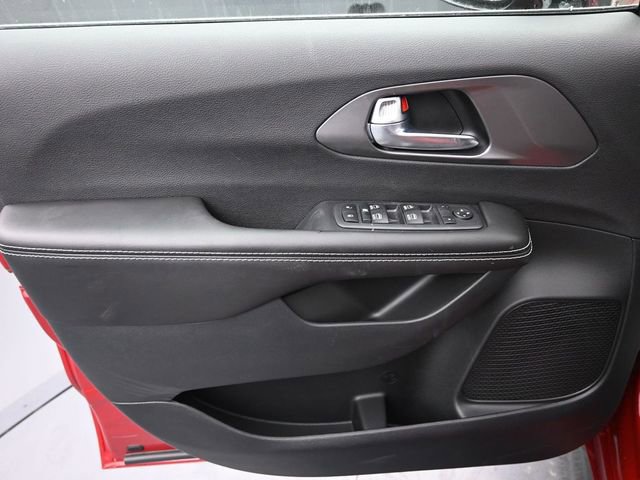 New 2026 Chrysler Voyager LX FWD image 12