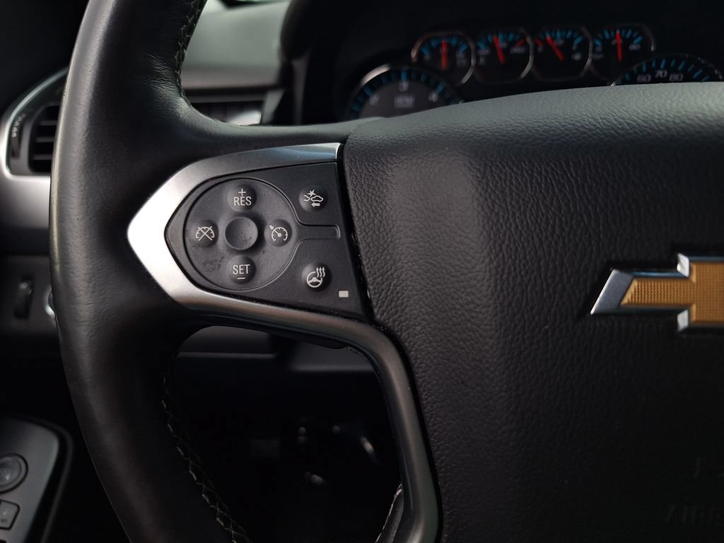 Used 2018 Chevrolet Tahoe LT w/ Luxury Package AWD/4WD image 18