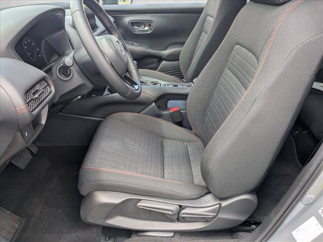 Used 2027 Honda HR-V Sport image 4