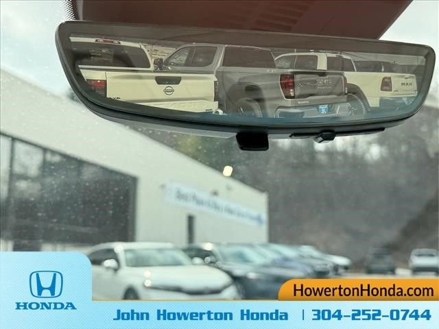 Used 2024 Buick Envision Avenir image 23