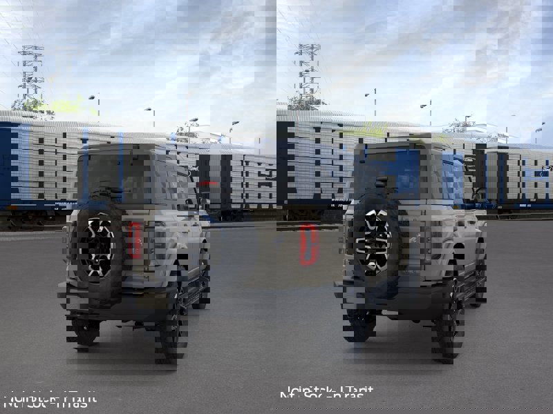 New 2026 Ford Bronco Outer Banks AWD/4WD image 8