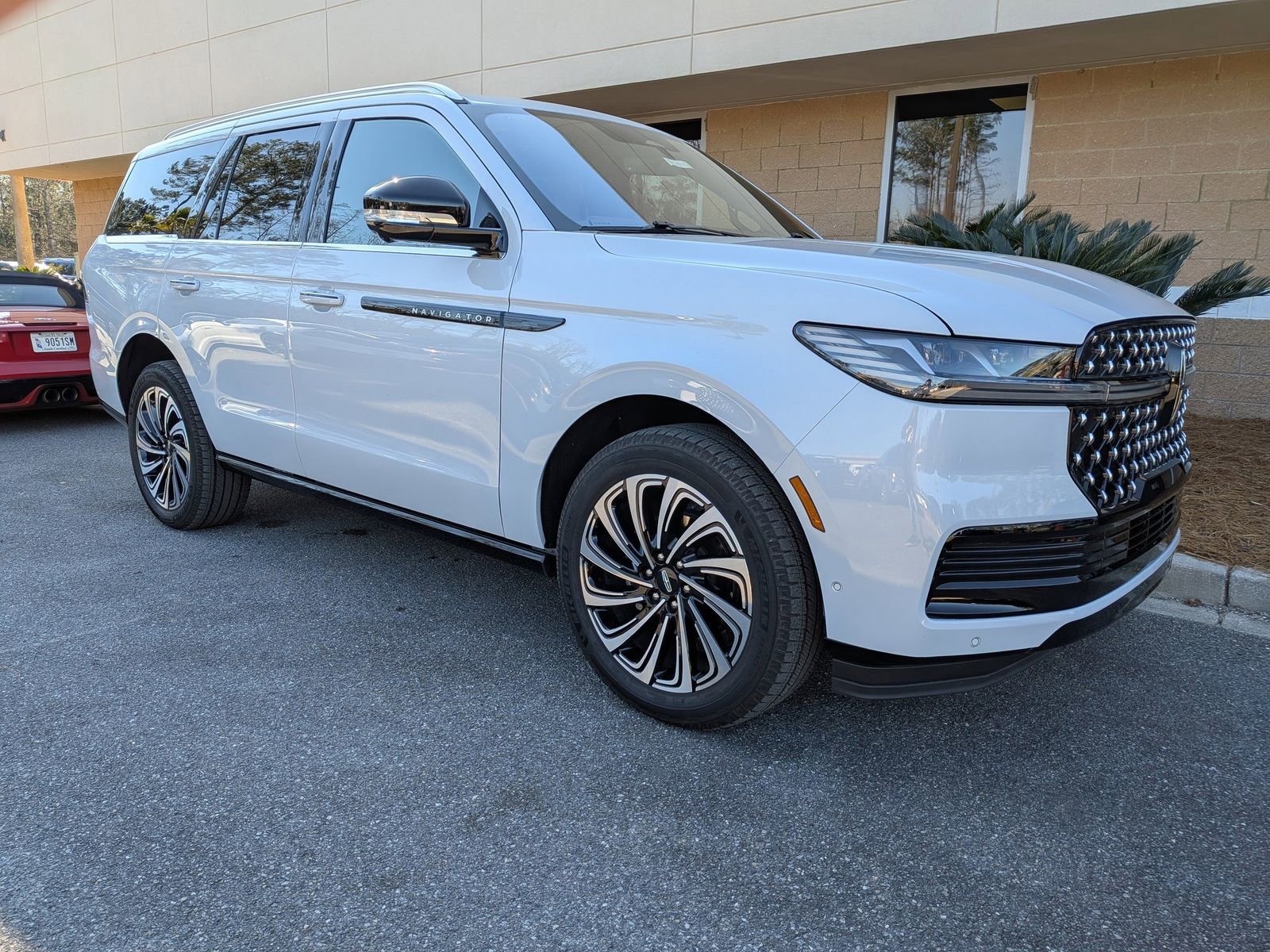 Certified 2025 Lincoln Navigator Black Label image 3