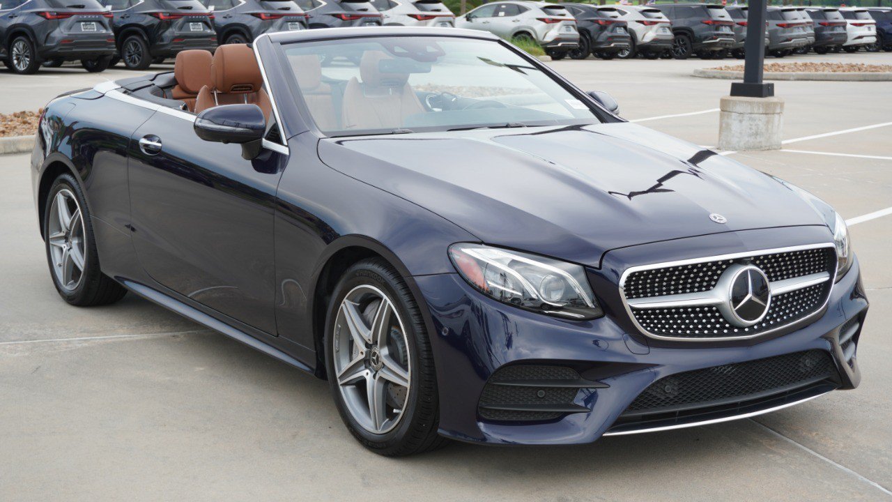 Used 2018 Mercedes-Benz E 400 4MATIC Cabriolet image 3