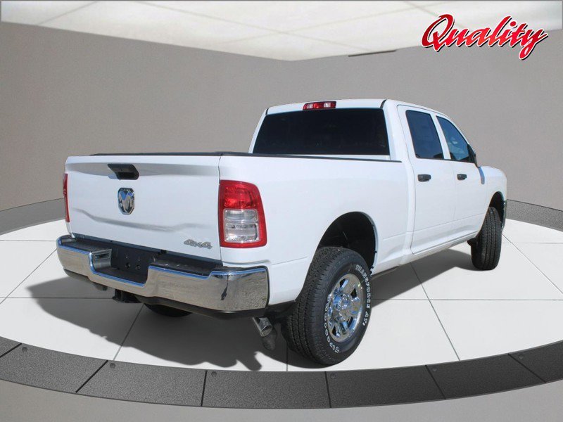 New 2024 RAM 2500 Tradesman w/ Chrome Appearance Group AWD/4WD image 3