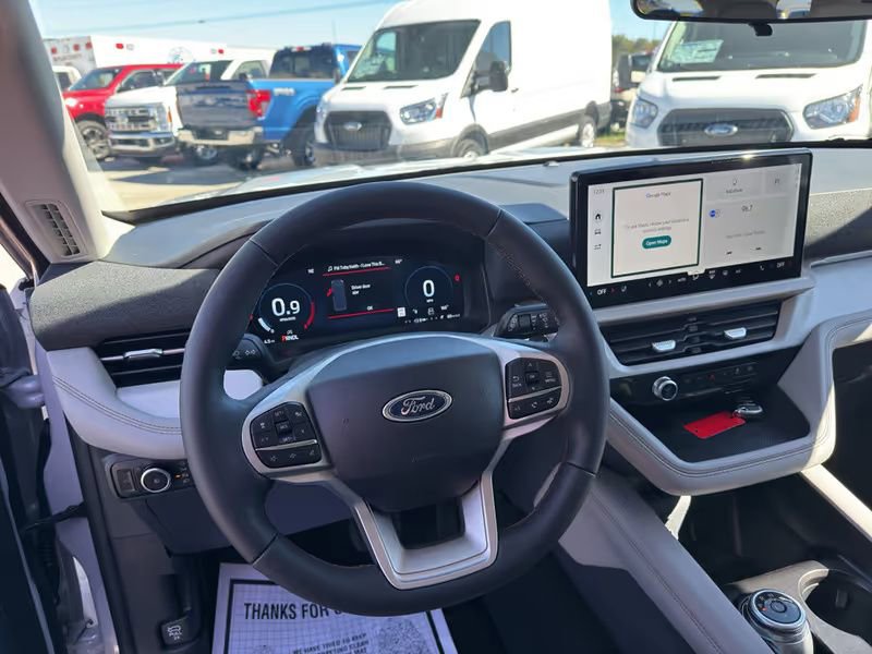 New 2026 Ford Explorer Active image 8