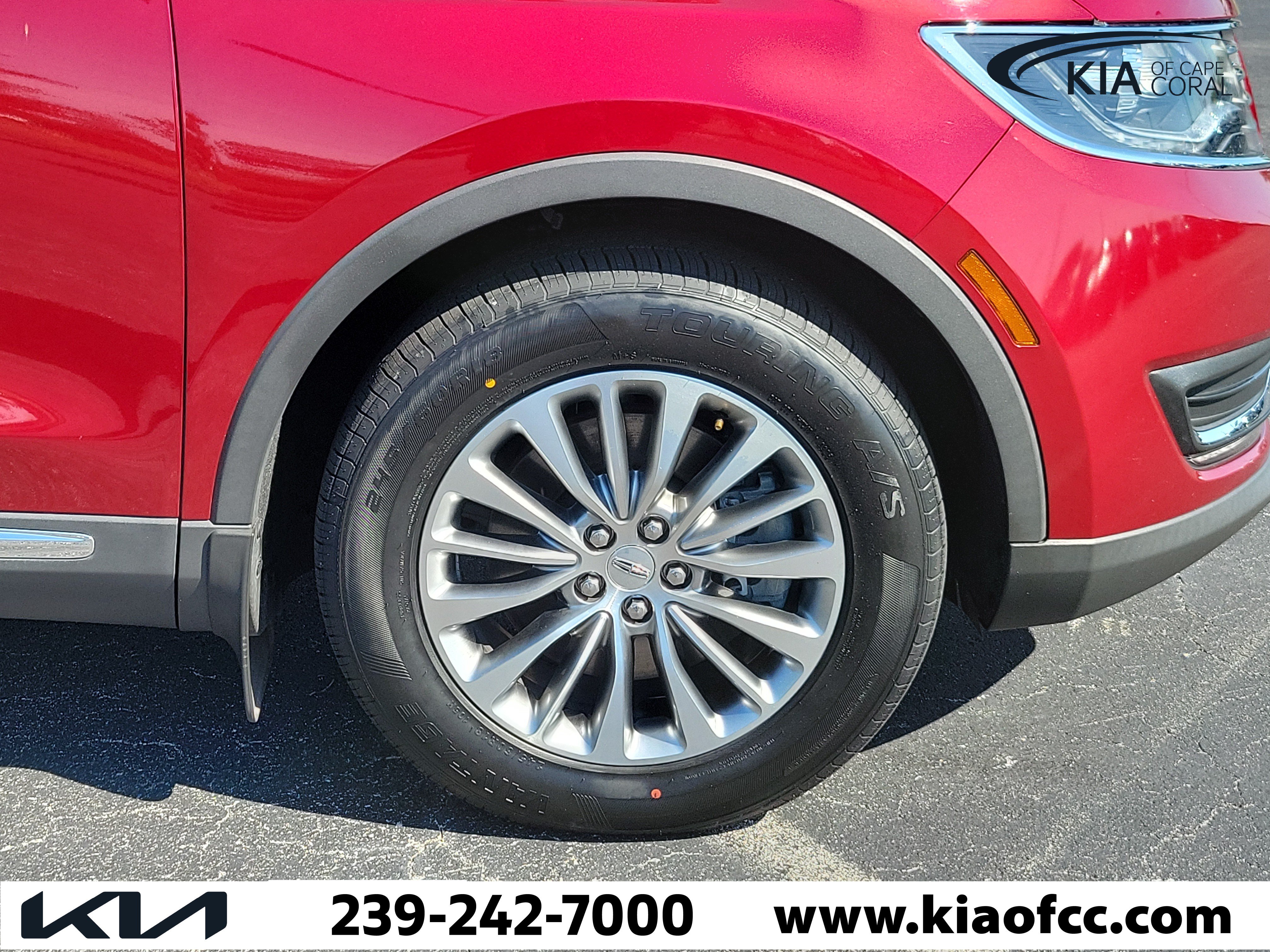 Used 2018 Lincoln MKX Select w/ Select Plus Package FWD image 7