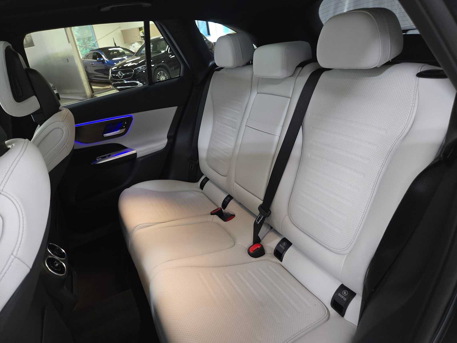 Certified 2026 Mercedes-Benz GLC 300 4MATIC image 17