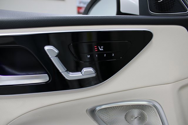 Used 2024 Mercedes-Benz C 300 4MATIC Sedan w/ Exclusive Trim Package image 19