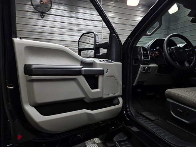 Used 2022 Ford F350 XLT w/ XLT Premium Package AWD/4WD image 33