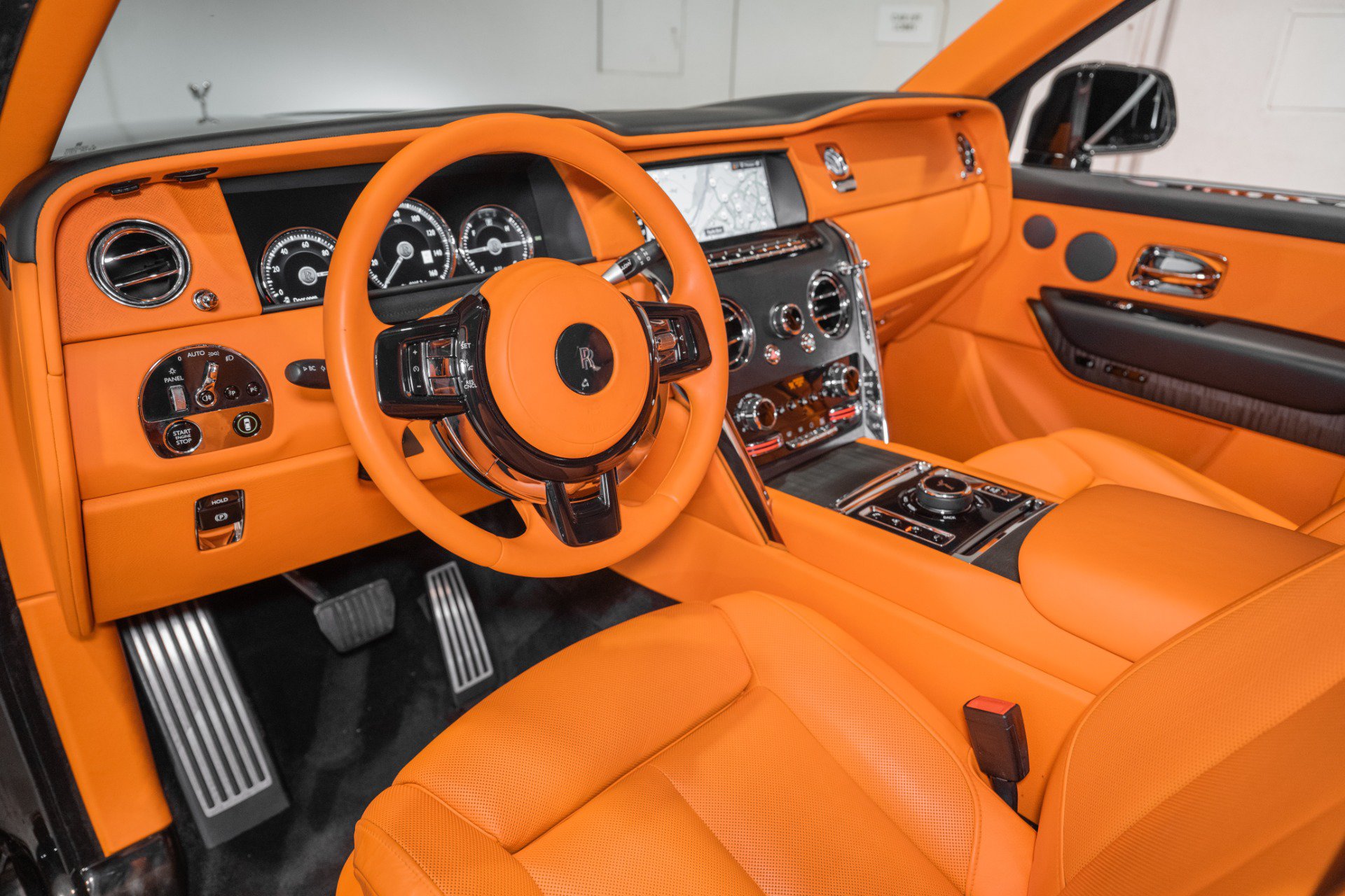 Used 2020 Rolls-Royce Cullinan AWD/4WD image 18