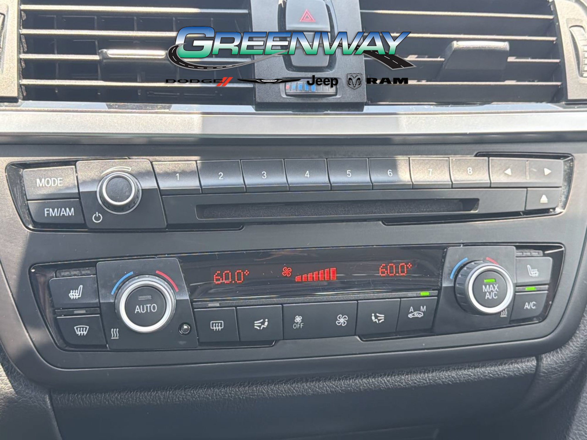 Used 2015 BMW 328i xDrive Sedan AWD/4WD image 19