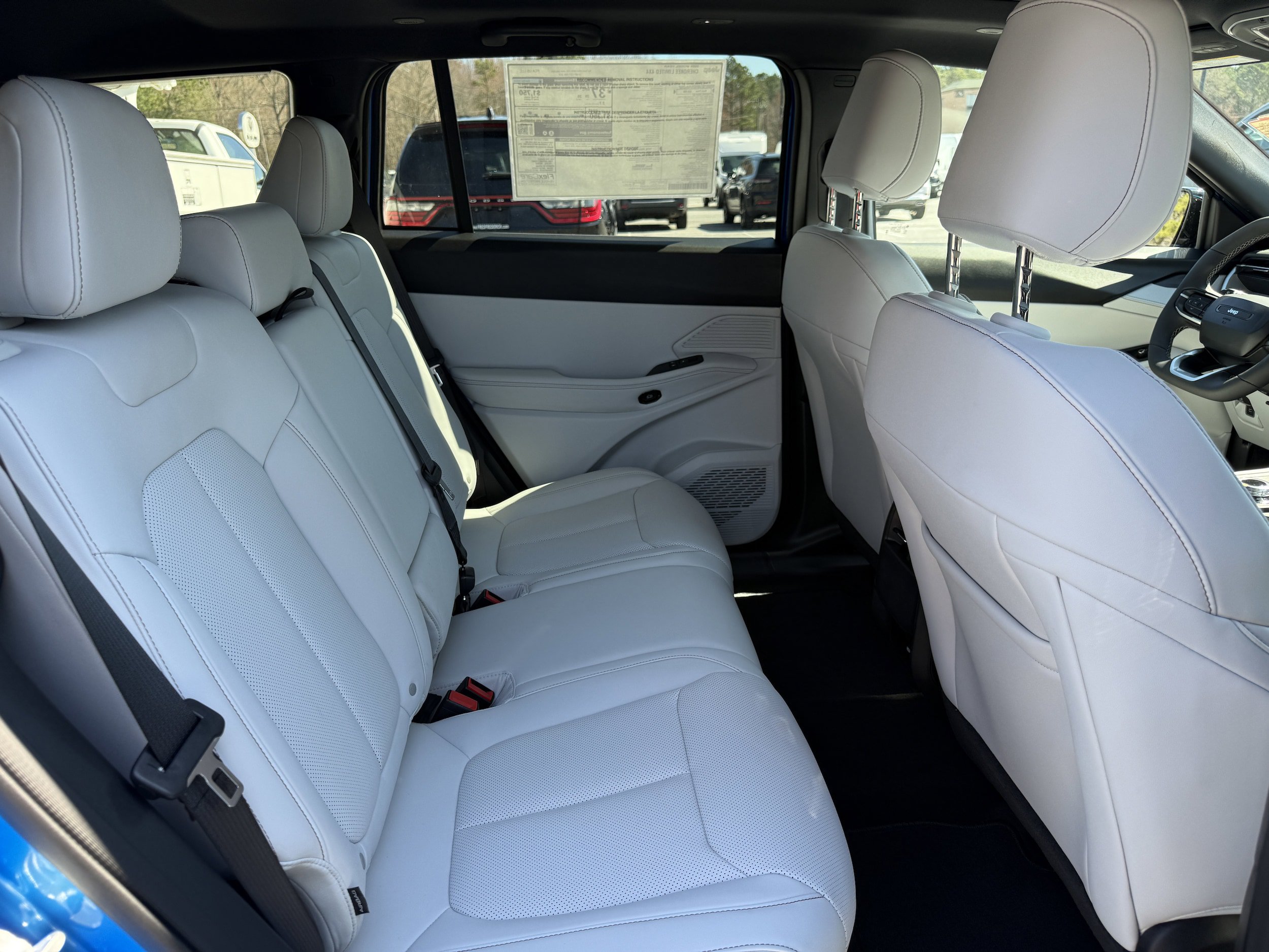 New 2026 Jeep Cherokee Limited AWD/4WD image 17