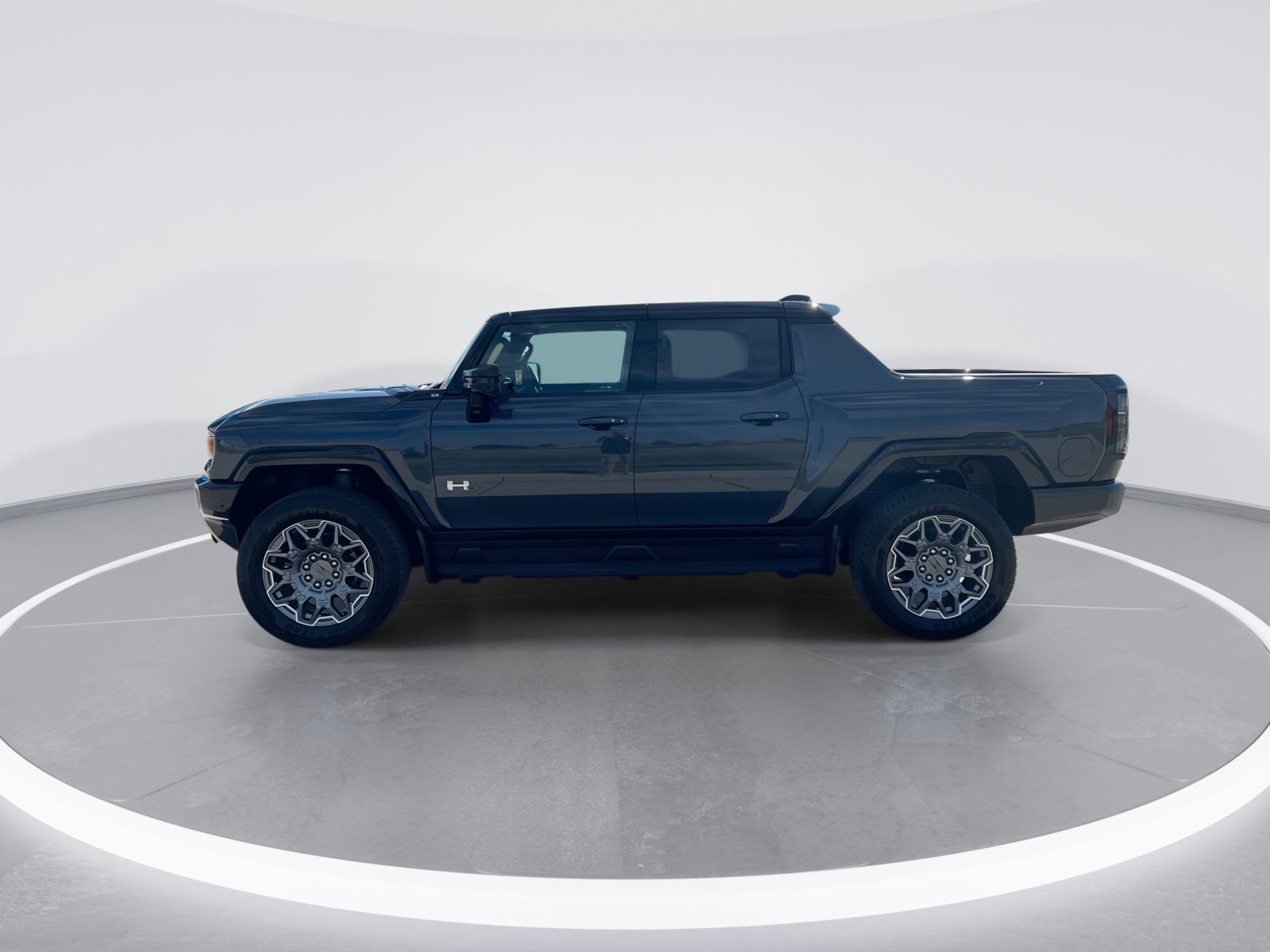 New 2026 GMC Hummer EV 4x4 Crew Cab image 5