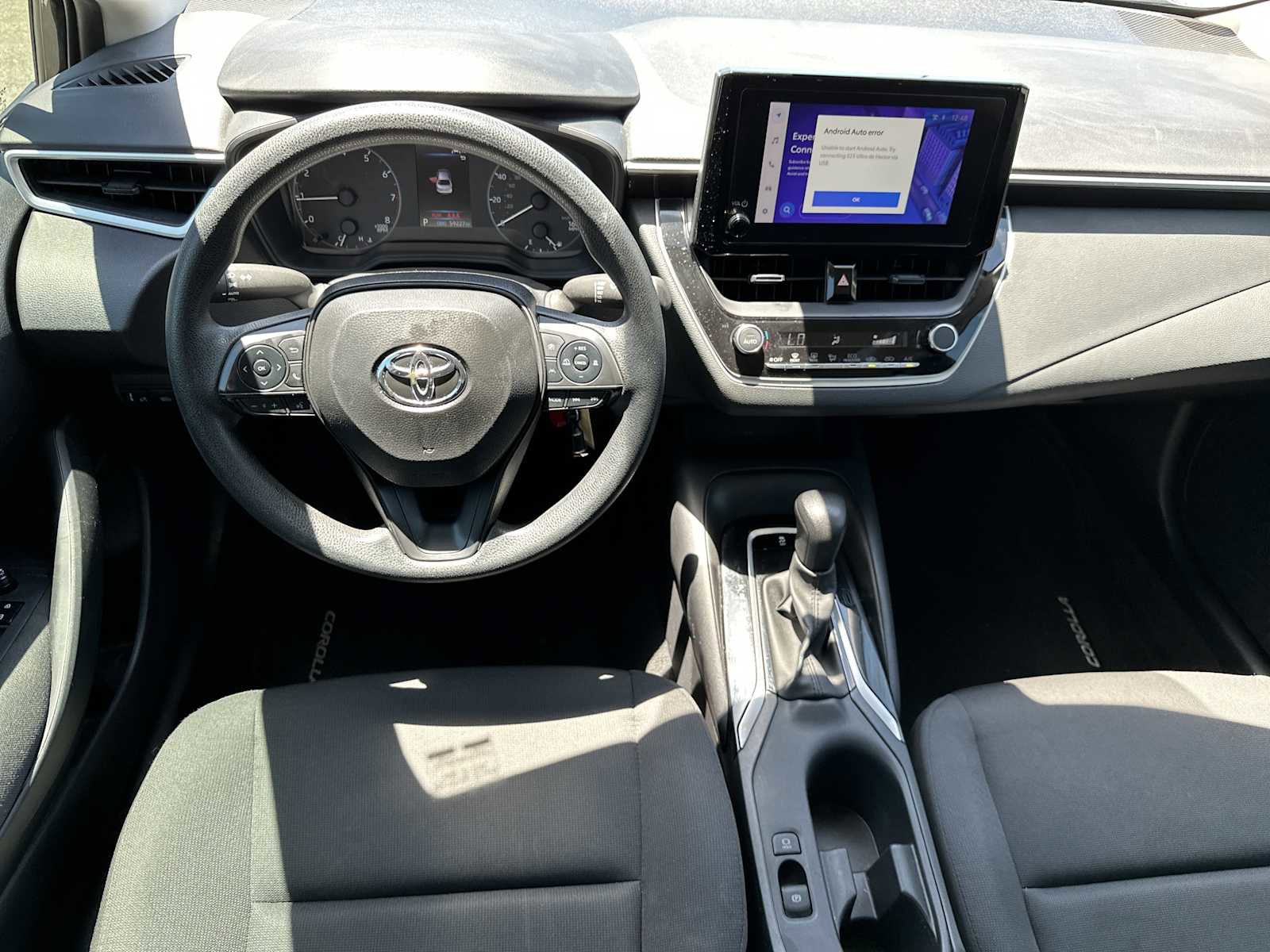 Used 2025 Toyota Corolla LE FWD image 9