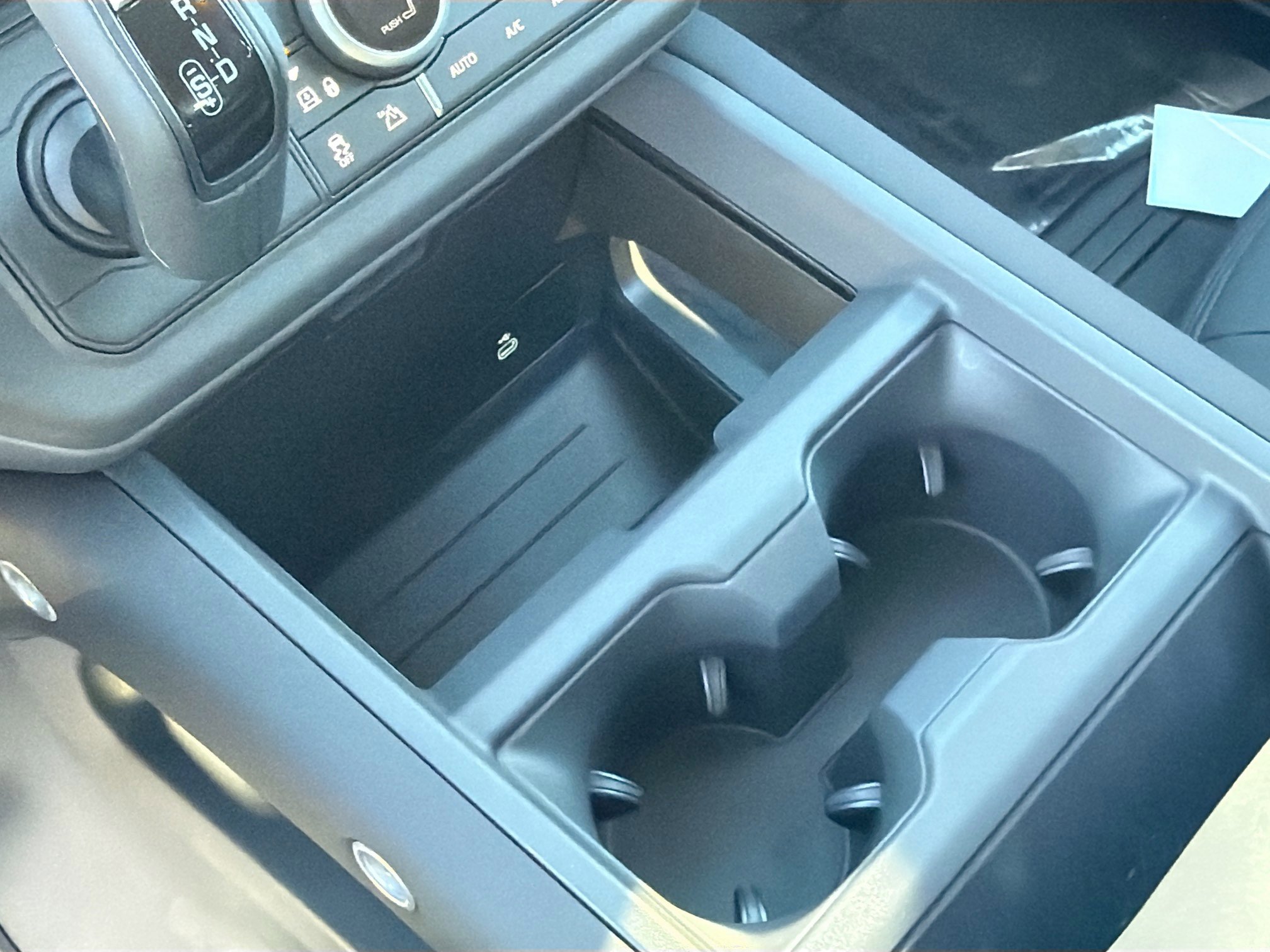 New 2026 Land Rover Defender 110 S image 28