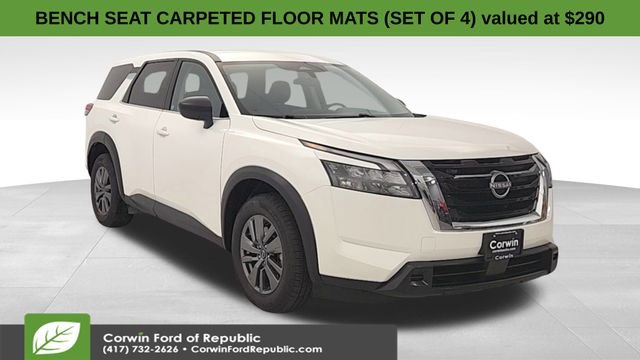 Used 2024 Nissan Pathfinder S image 1