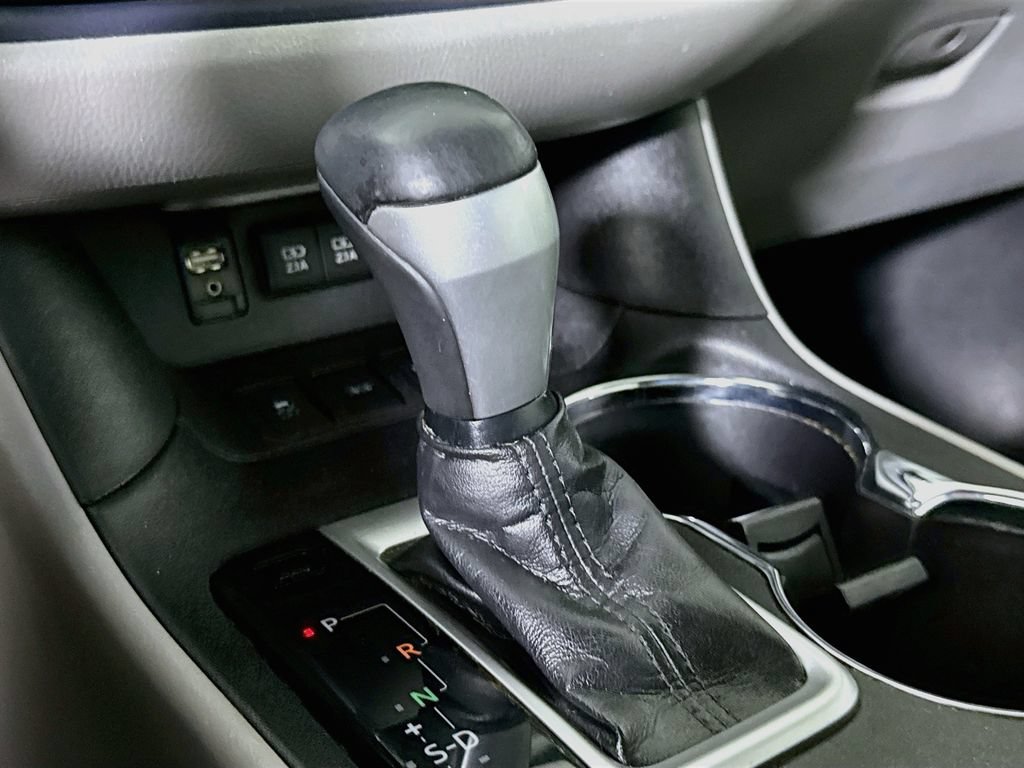 Certified 2018 Toyota Highlander Plus AWD/4WD image 8