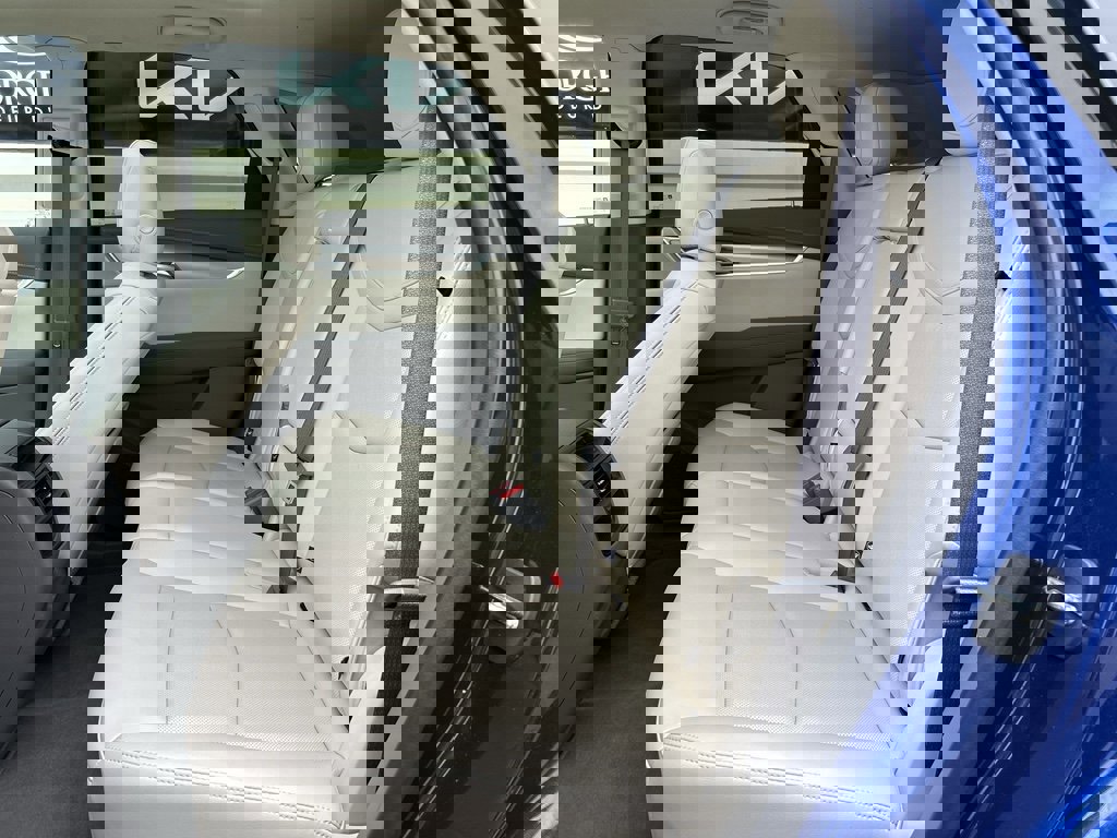 Certified 2023 Cadillac XT5 Premium Luxury image 12