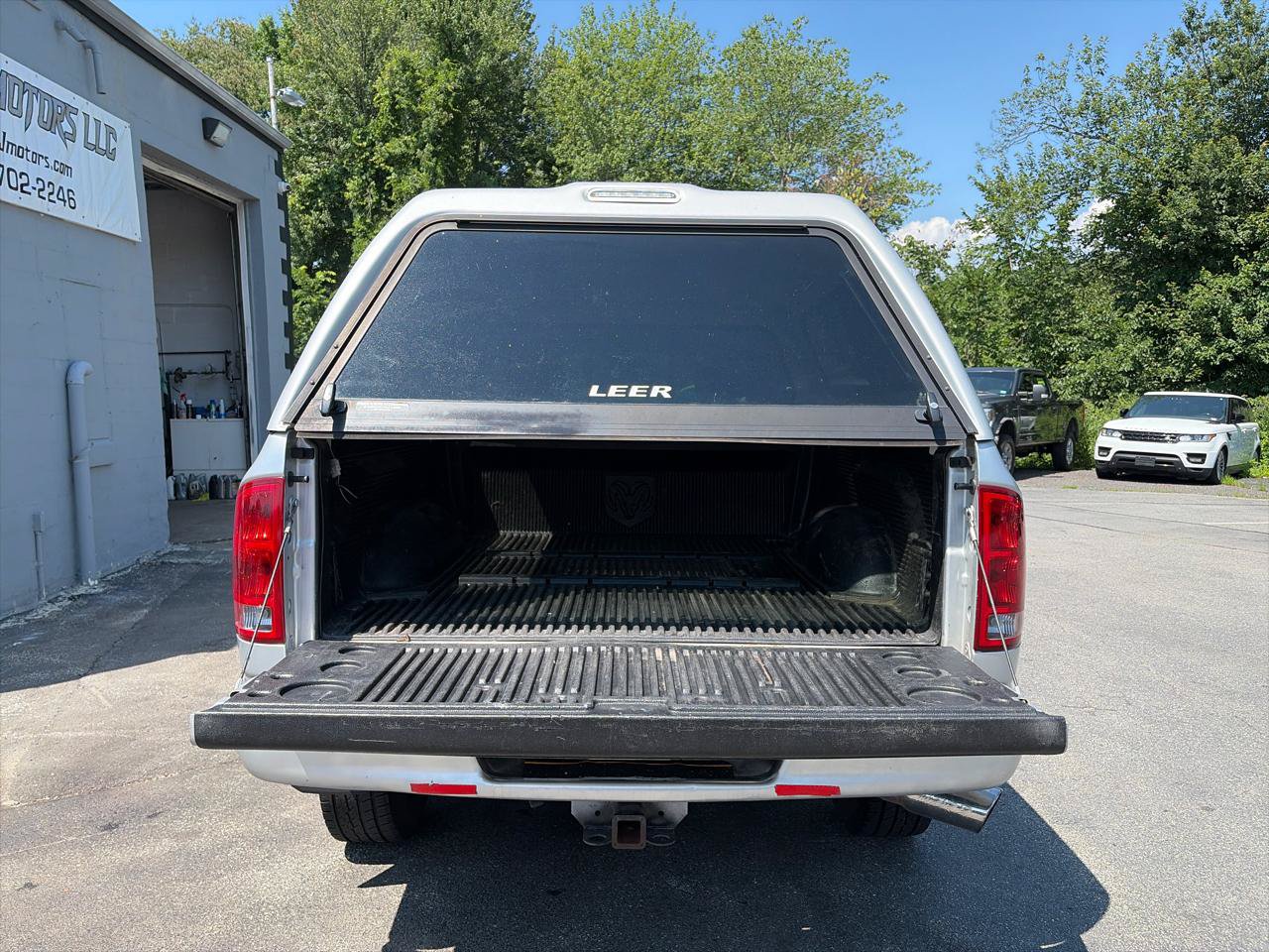 Used 2004 Dodge Ram 3500 Truck SLT w/ Sport Appearance Group AWD/4WD image 8