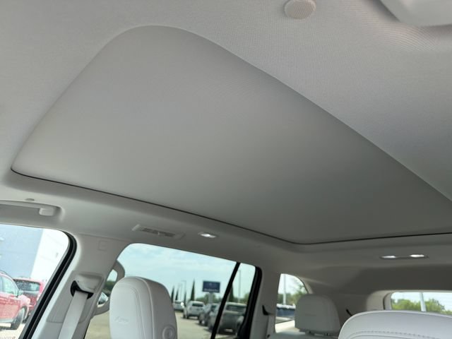 New 2026 Buick Enclave Avenir w/ Super Cruise Package AWD/4WD image 15