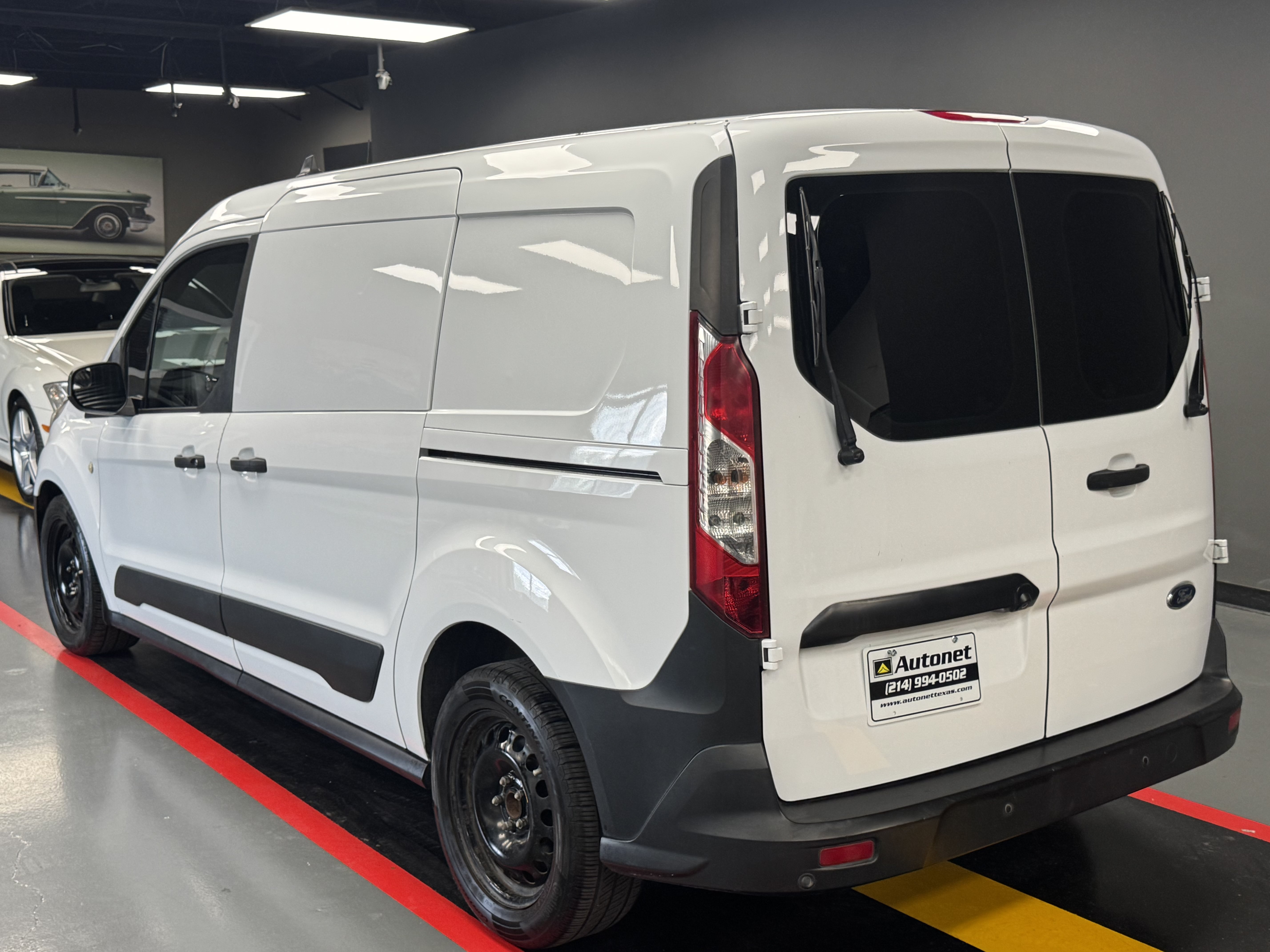 Used 2019 Ford Transit Connect XL FWD image 4