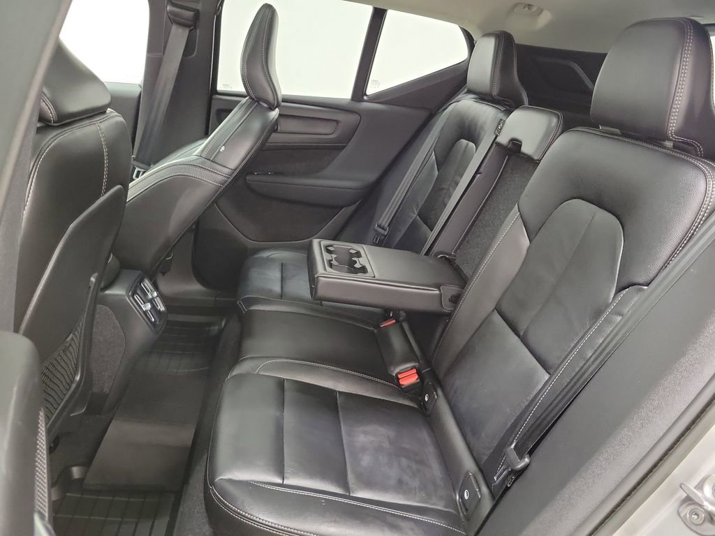 Certified 2023 Volvo XC40 B5 Plus w/ Driver Assist Package image 12